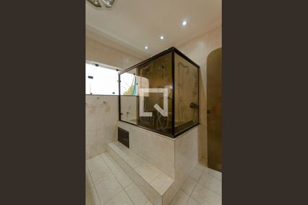 Casa à venda com 477m², 4 quartos e 4 vagasBanheiro Suíte 3