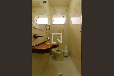 Casa à venda com 477m², 4 quartos e 4 vagasLavabo