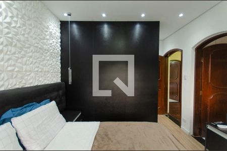 Casa à venda com 477m², 4 quartos e 4 vagasSuíte 2