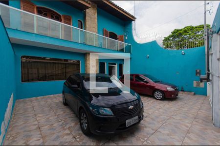 Casa à venda com 477m², 4 quartos e 4 vagasGaragem