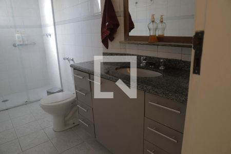 Apartamento à venda com 134m², 4 quartos e 2 vagasBanheiro