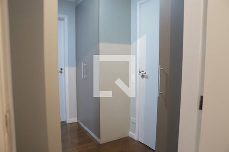 Apartamento à venda com 134m², 4 quartos e 2 vagascorredor