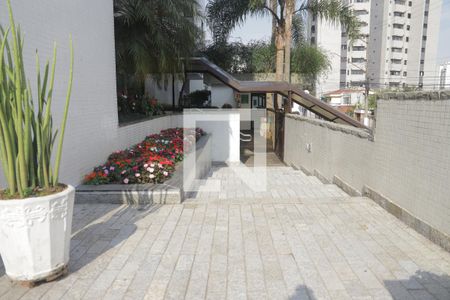 Apartamento à venda com 134m², 4 quartos e 2 vagasEntrada