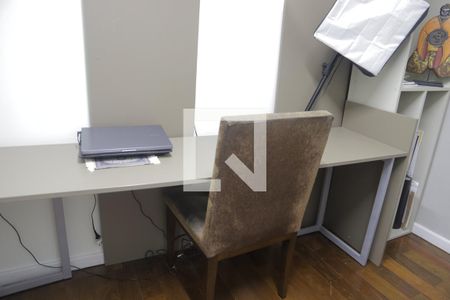 Apartamento à venda com 134m², 4 quartos e 2 vagasquarto 3