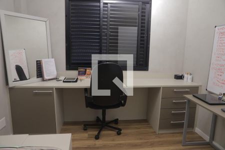 Apartamento à venda com 134m², 4 quartos e 2 vagasquarto 2