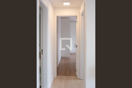 Corredor de apartamento para alugar com 2 quartos, 67m² em Barra Funda, São Paulo