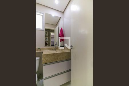 Apartamento à venda com 56m², 2 quartos e 1 vaga Apartamento à venda com 56m², 2 quartos e 1 vagaBanheiro Social