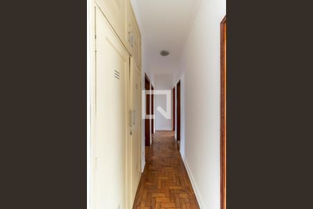 Corredor de apartamento para alugar com 3 quartos, 95m² em Vila Buarque, São Paulo