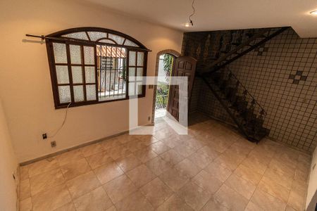 Sala de casa à venda com 3 quartos, 132m² em Quintino Bocaiuva, Rio de Janeiro