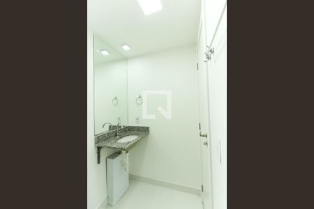 Banheiro de apartamento para alugar com 1 quarto, 23m² em Quarta Parada, São Paulo