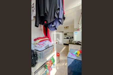 Apartamento à venda com 63m², 2 quartos e sem vaga Apartamento à venda com 63m², 2 quartos e sem vagaLavanderia