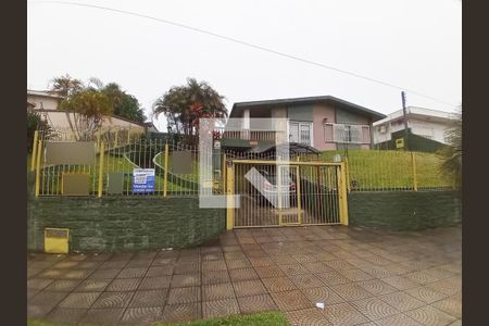 Casa à venda com 253m², 3 quartos e 1 vagaFachada