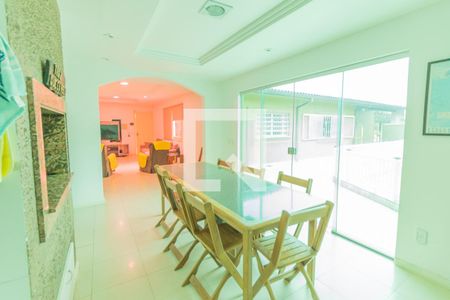 Casa à venda com 253m², 3 quartos e 1 vagaSala de Jantar