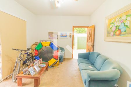 Sala de casa à venda com 3 quartos, 253m² em Cristo Rei, São Leopoldo