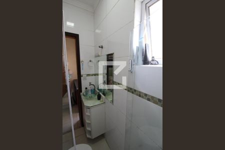 Casa de condomínio à venda com 65m², 2 quartos e 1 vagaBanheiro