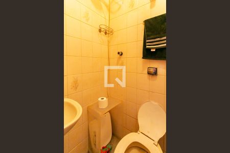 Apartamento à venda com 137m², 4 quartos e 2 vagasBanheiro de Serviço