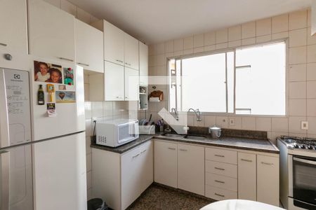 Apartamento à venda com 137m², 4 quartos e 2 vagasCozinha