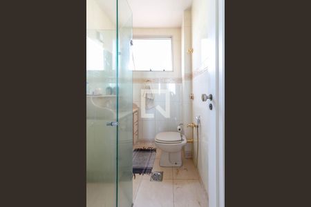 Apartamento à venda com 137m², 4 quartos e 2 vagasBanheiro da Suíte