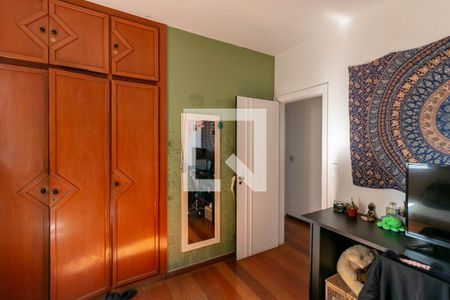 Apartamento à venda com 137m², 4 quartos e 2 vagasQuarto 2