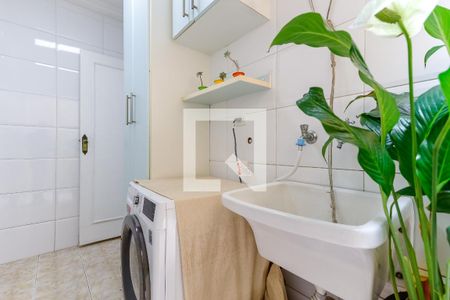 Casa de condomínio à venda com 194m², 4 quartos e 3 vagasÁrea de Serviço