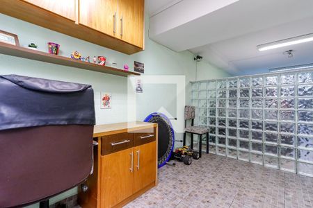 Casa de condomínio à venda com 194m², 4 quartos e 3 vagasEscritório