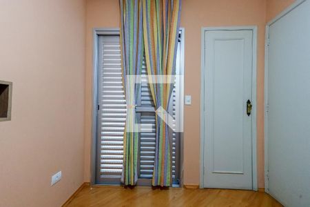 Casa de condomínio à venda com 194m², 4 quartos e 3 vagasSuíte 3