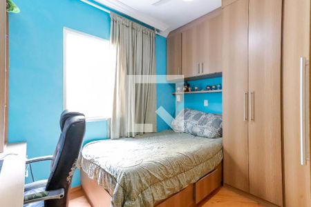 Casa de condomínio à venda com 194m², 4 quartos e 3 vagasSuíte 2