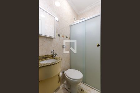 Casa de condomínio à venda com 194m², 4 quartos e 3 vagasBanheiro da Suíte 2