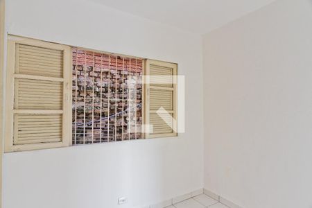 Quarto 2 de casa para alugar com 2 quartos, 55m² em Jardim Peri, São Paulo