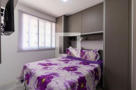 Quarto 1 de apartamento à venda com 2 quartos, 42m² em Itaquera, São Paulo