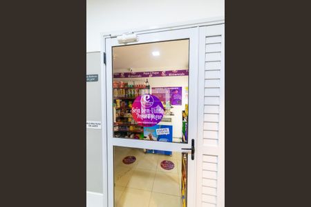 Apartamento à venda com 42m², 2 quartos e sem vagaMercado 24h