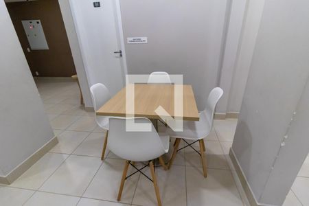 Apartamento à venda com 42m², 2 quartos e sem vagaÁrea comum - Salão de festas