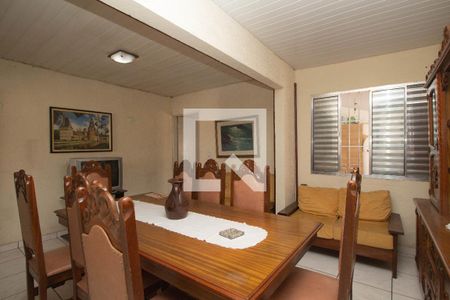 Sala de casa à venda com 3 quartos, 360m² em Vila Mangalot, São Paulo