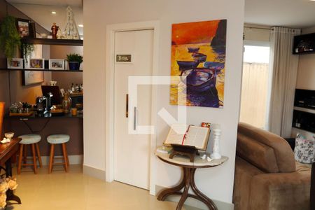 Sala de casa à venda com 3 quartos, 180m² em Planalto Paulista, São Paulo