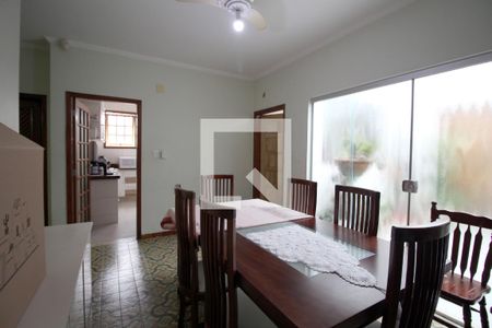 Casa para alugar com 250m², 5 quartos e 1 vagaSala de Jantar