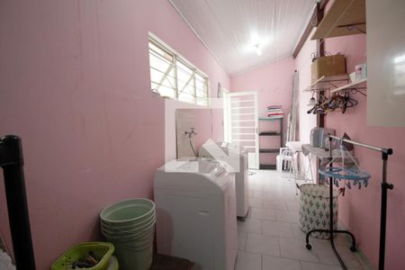 Casa para alugar com 250m², 5 quartos e 1 vagaÁrea de Serviço