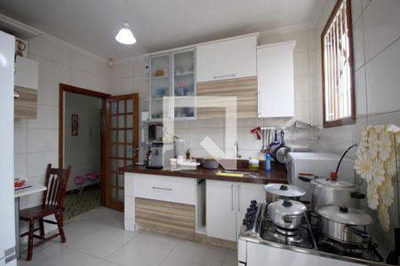 Casa para alugar com 250m², 5 quartos e 1 vagaCozinha