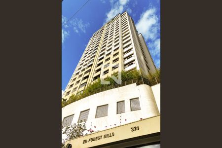 Apartamento à venda com 122m², 3 quartos e 2 vagasFachada