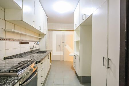 Apartamento à venda com 122m², 3 quartos e 2 vagasCozinha