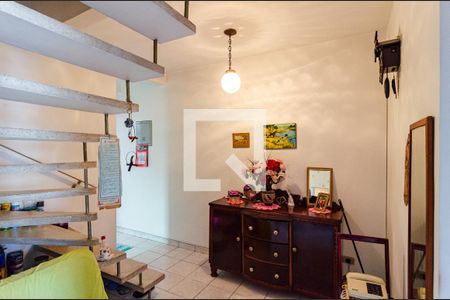 Casa à venda com 274m², 3 quartos e 2 vagas Casa à venda com 274m², 3 quartos e 2 vagasHall dos Quartos