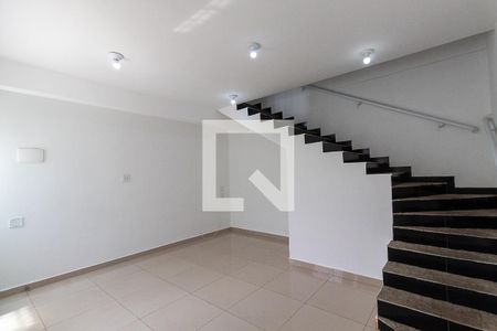Sala/Cozinha de casa para alugar com 2 quartos, 72m² em Parque Penha, São Paulo