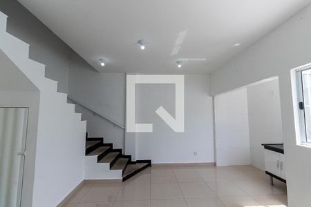Sala/Cozinha de casa para alugar com 2 quartos, 72m² em Parque Penha, São Paulo