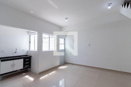 Sala/Cozinha de casa para alugar com 2 quartos, 72m² em Parque Penha, São Paulo