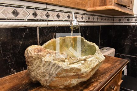 Apartamento à venda com 52m², 2 quartos e 1 vagaDetalhe do banheiro