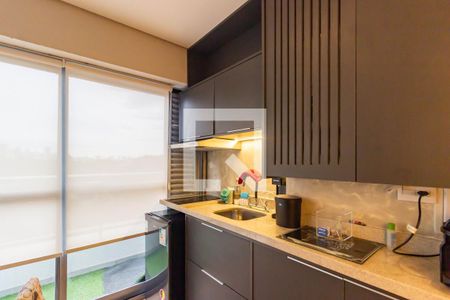 Cozinha de apartamento para alugar com 1 quarto, 53m² em Butantã, São Paulo