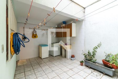 Casa à venda com 352m², 3 quartos e 1 vagaÁrea de Serviço