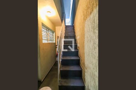 Casa à venda com 352m², 3 quartos e 1 vagaEscada