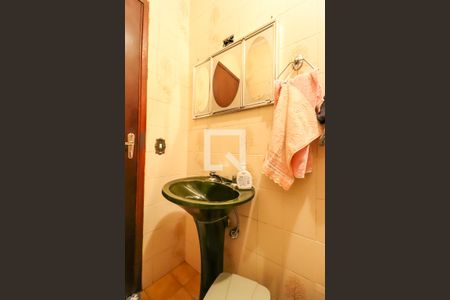 Casa à venda com 352m², 3 quartos e 1 vagaBanheiro Corredor