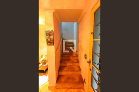 Casa à venda com 352m², 3 quartos e 1 vagaEscada