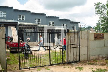 Casa de condomínio para alugar com 33m², 1 quarto e 1 vagaFachada